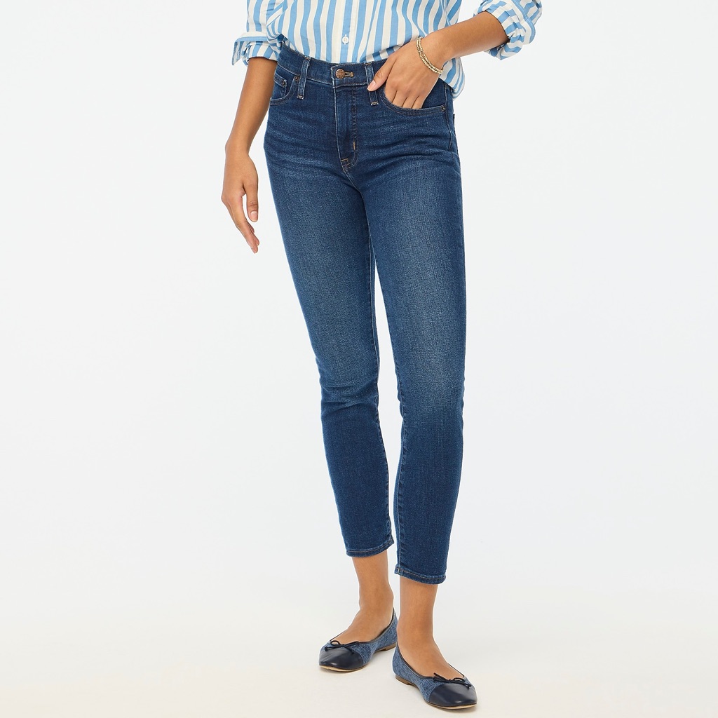 J Crew 9" Mid-Rise Skinny Jean In Signature Stretch